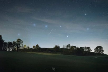В ночь на 13 августа жители Украины могли наблюдать в небе пик одного из самых ярких звездопадов года - метеорного потока Персеиды