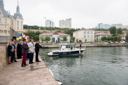 Катер в подарок! Одесский лицей морского транспорта получил подарок от Юракадемии