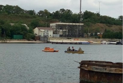 В Черноморске пожилой мужчина утонул во время рыбалки