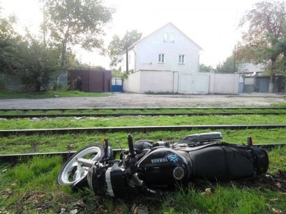 На проспекте Добровольского 25-летний мотоциклист наехал на пешехода и погиб