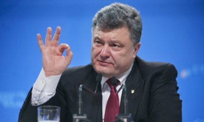  Порошенко проинспектировал ремонт трассы "Одесса-Рени"