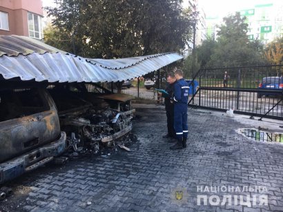 В Одессе ночью горела автостоянка на Днепропетровской дороге