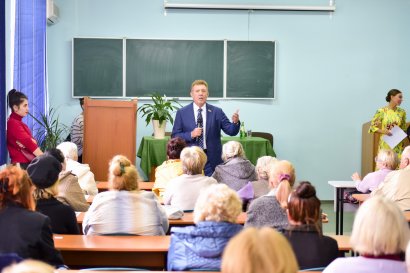 Возраст не помеха для новых знаний: в МГУ стартовал 22-й набор бесплатных компьютерных курсов