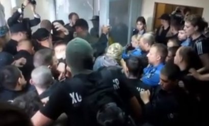 В Одесском Приморском суде подрались почти полсотни активистов