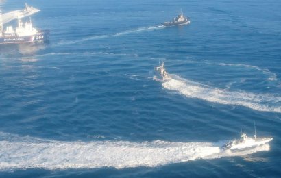 Россия закрыла Керченский пролив после инцидента в Азовском море 