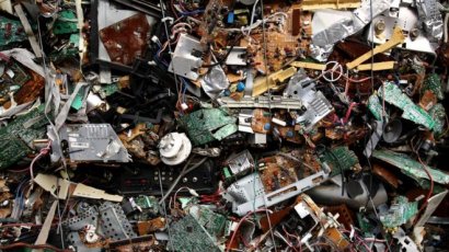 Алхимия по-японски и золото из электронного мусора