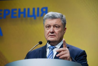 Порошенко попросил выделить 500 млн грн на компенсацию убытков "Укрпочты"