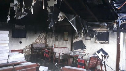 На Таирова вспыхнул пожар в кафе