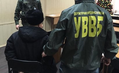 В одесском аэропорту иностранец пытался «решить вопрос» с пограничниками за 500 долларов