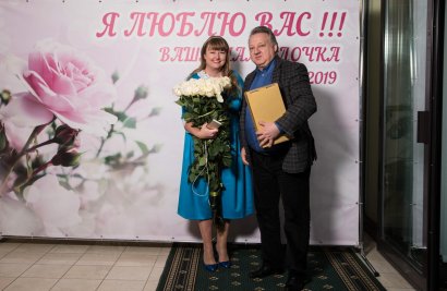 Председатель Одесского областного Совета мира Тамила Афанасьева отмечает юбилей
