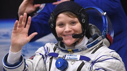 Впервые в открытый космос выйдут сразу две женщины