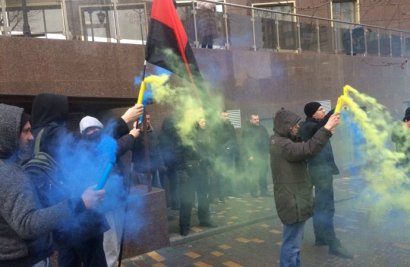 Одесские активисты пикетировали российское консульство