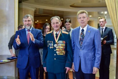 Народный депутат Сергей Кивалов поздравил ветеранов с Днем освобождения Одессы