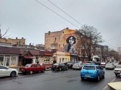 В Одессе появился гигантский портрет Веры Холодной