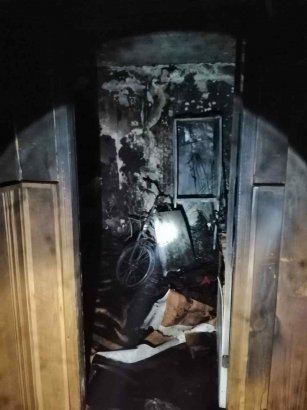 Ночью в Одессе горела многоэтажка: пострадал мужчина