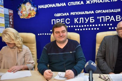 Народный депутат Украины Сергей Кивалов выступает против перехода на сугубо пропорциональную избирательную систему