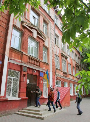 В одной из старейших школ на Молдаванке проводится капитальный ремонт.