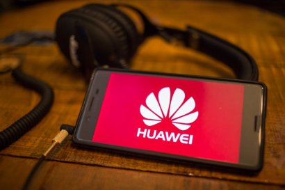 Японские и британские компании прекращают сотрудничество с Huawei