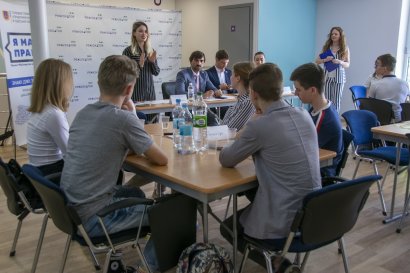 Одесские школьники соревновались в знании права