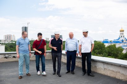 «Зелёный университет» в действии: в общежитиях Одесской Юракадемии устанавливают солнечные батареи и коллекторы