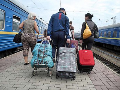 Каждую минуту Украину покидает 2 трудовых мигранта. За год уехало более миллиона - исследование