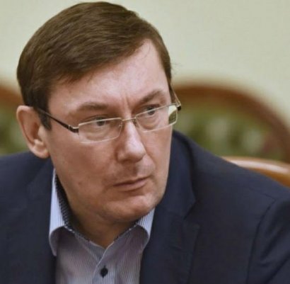 Луценко пришел на допрос в НАБУ 