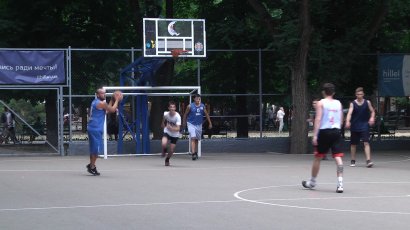 Баскетбольный день в Старобазарном сквере
