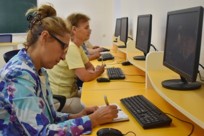 Юбилейный набор в МГУ: бесплатные компьютерные курсы для пенсионеров стартовали уже в 25-й раз