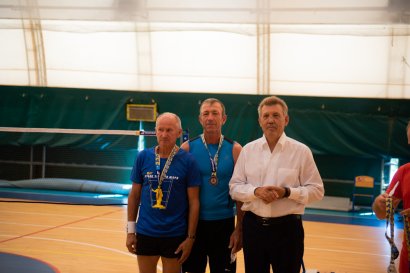 В спорткомплексе МГУ проходит «Кубок Черного моря» по бадминтону
