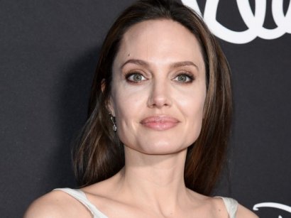 Анджелина Джоли заводит седьмого ребенка