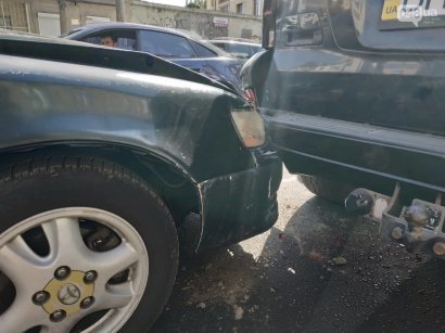 Сразу две аварии на одной улице в Одессе привели к пробке