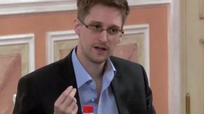 Сноуден хочет получить политическое убежище во Франции