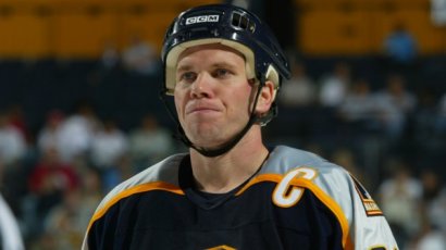 Экс-игрок НХЛ совершил самоубийство