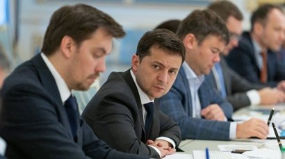 Зеленский показывает, как управлять страной. Обзор политических событий с 8 по 14 ноября