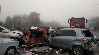 На выезде из Одессы столкнулись 11 автомобилей: есть пострадавшие