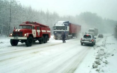 Прикарпатье накрыл снегопад