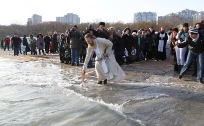 ОДЕССА: РАБОТА ТРАНСПОРТА В НОЧЬ ПРАЗДНОВАНИЯ КРЕЩЕНИЯ