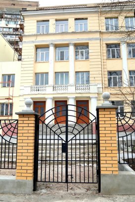 В школе № 122 на улице Старопортофранковской проводят капитальный ремонт