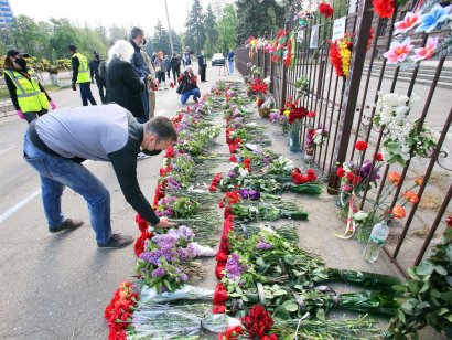 Годовщина 2 мая в Одессе: без металлоискателей, но с оцеплением и провокаторами