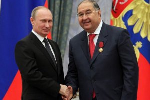 Путин вручает Усманову орден "За заслуги перед Отечеством"
